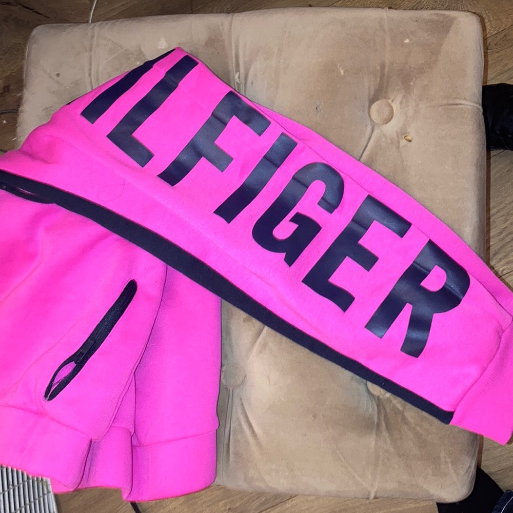 Hilfiger sweats
